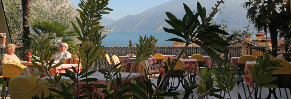 Hotel Susy Limone sul Garda Exteriör bild